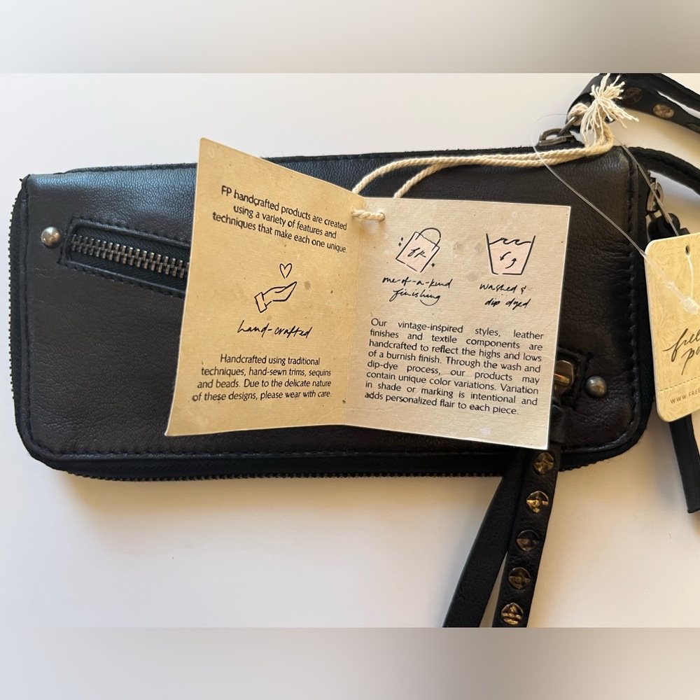 We The Free | NWT Distressed Leather Wristlet Wallet - Picture 5 of 5